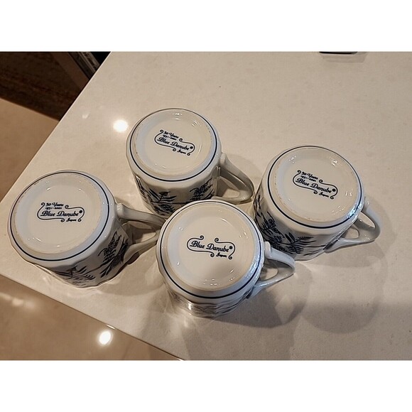 4 VINTAGE BLUE DANUBE ONION JAPAN 3 1/8" TALL MUGS - Picture 5 of 7